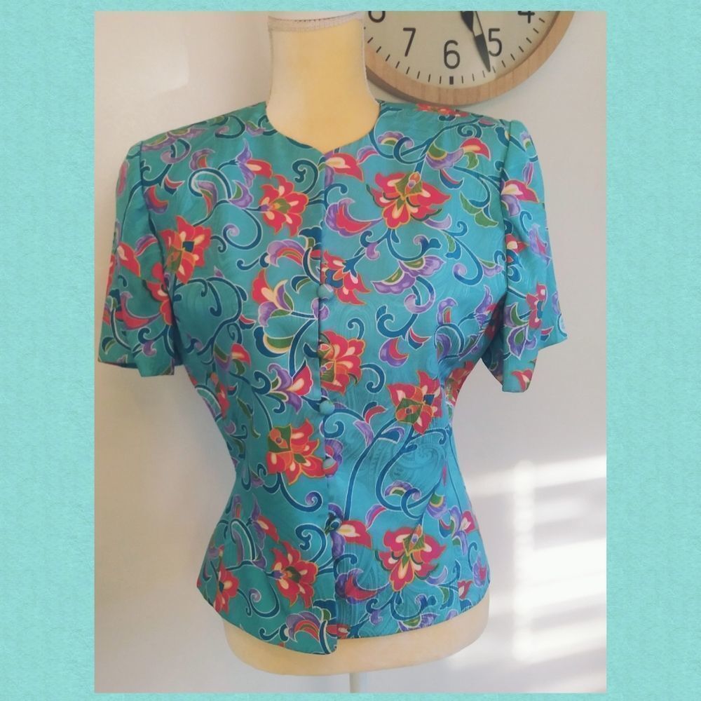 TR Adrianna Papell Vintage Silk Jacket - EUC